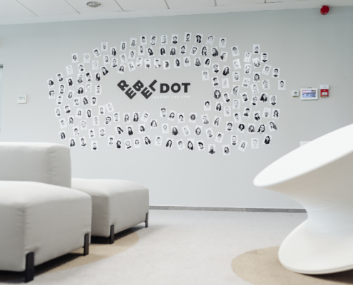 RebelDot_opening_005